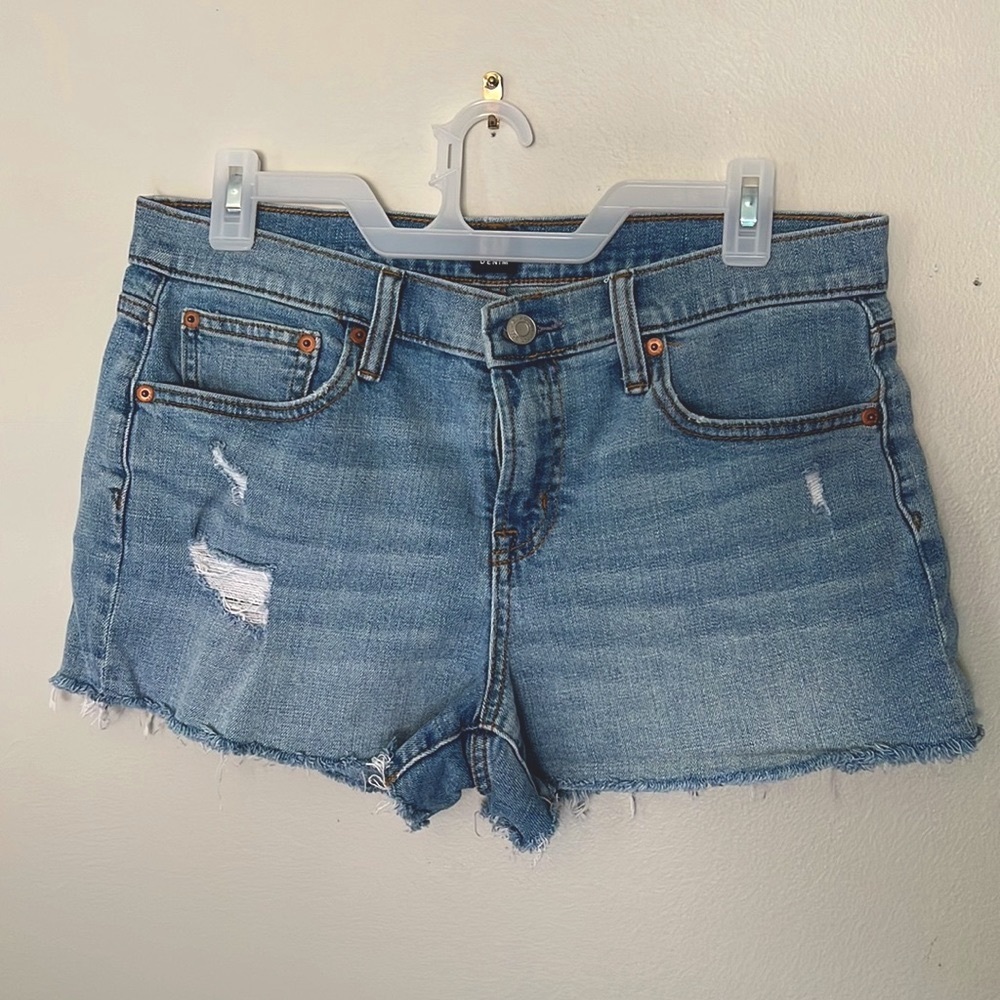 Gap Womens 3" Denim Jean Shorts Size 29 Light Wash Distressed Stretch Cut Off